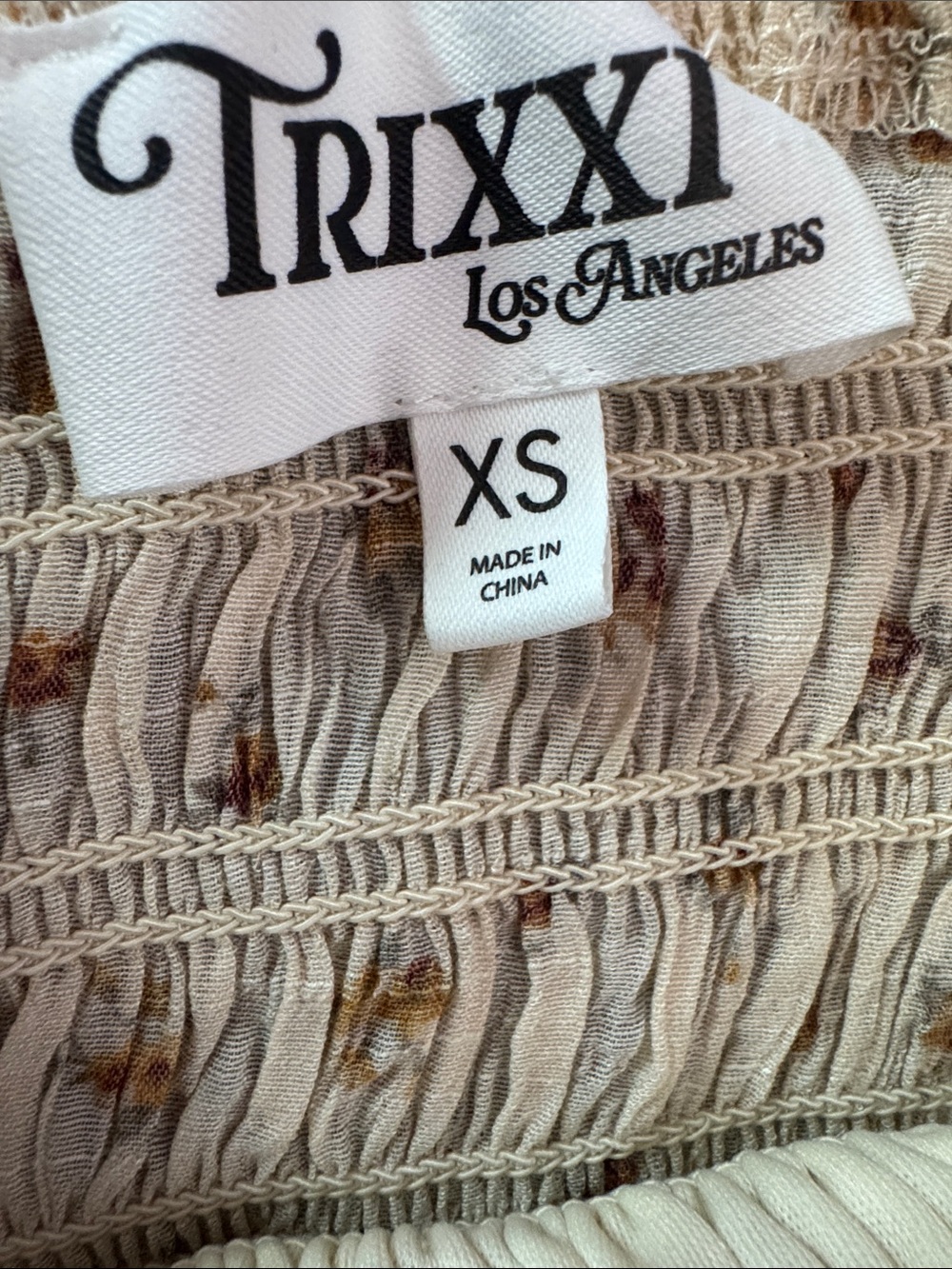 Trixxi Cream Floral Smocked Peplum 3 Bow Puff Sleeve Cottage-core Casual Blouse - Picture 3 of 4